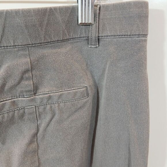 Issac Mizrahi Gray Pants - Picture 5 of 9